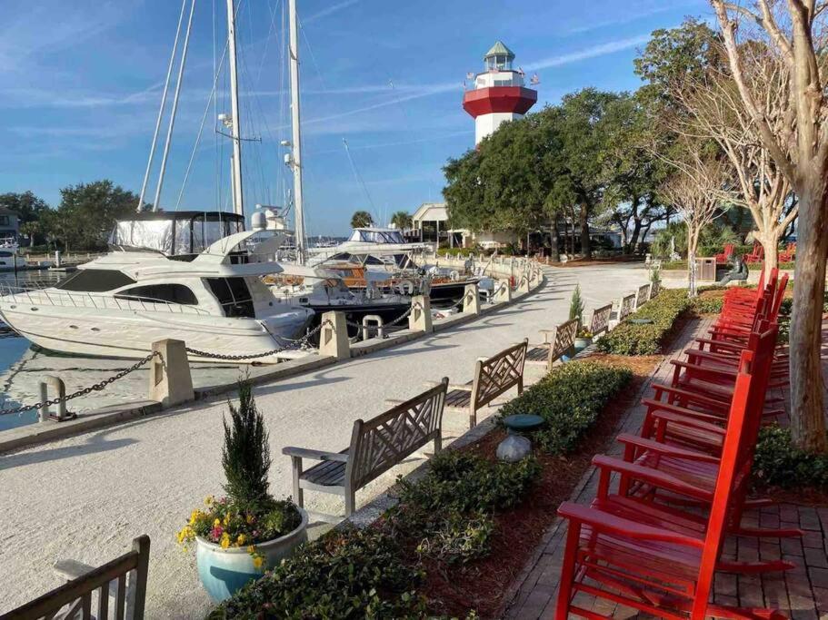 In The Heart Of Harbour Town 2Br 2Ba Pool Access Close To Beach Гілтон-Гед-Айленд Екстер'єр фото
