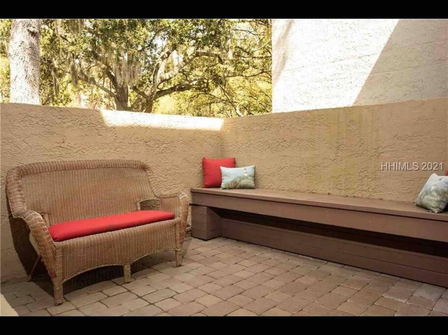 In The Heart Of Harbour Town 2Br 2Ba Pool Access Close To Beach Гілтон-Гед-Айленд Екстер'єр фото